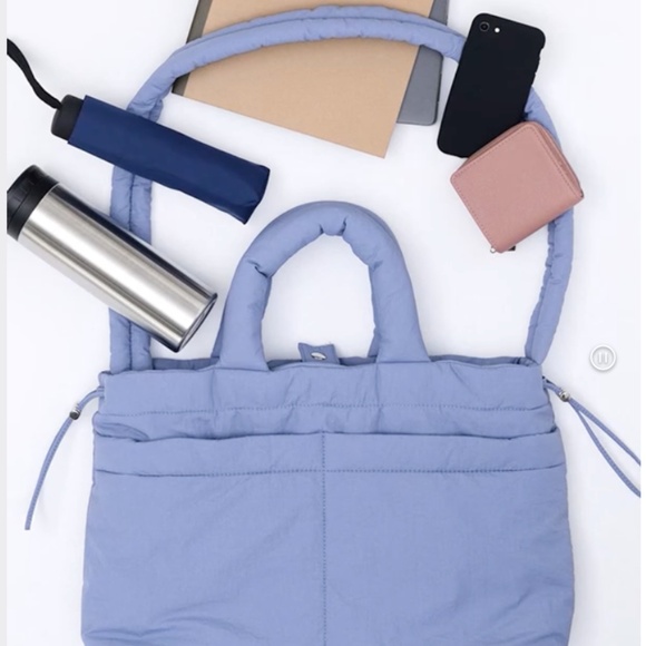 NWT GU Puff Drawstring Shoulder Bag - Picture 2 of 13